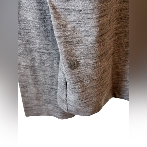 Lululemon Surge Warm Long Sleeve Shirt with thumb holes and zip pocket - Picture 6 of 11